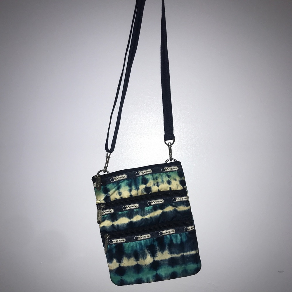 Used lesportsac crossbody bag